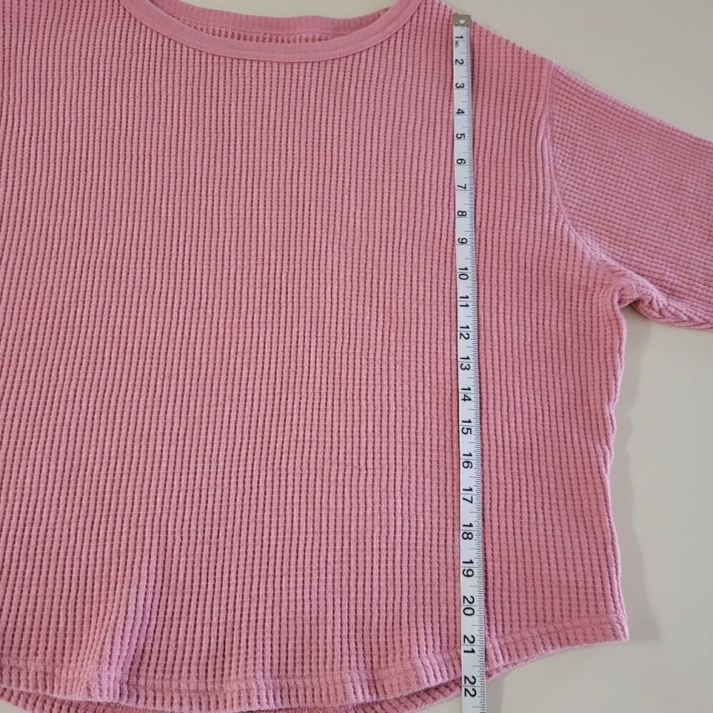 Gap Cropped Waffle-Knit Sweatshirt - Picture 5 of 9